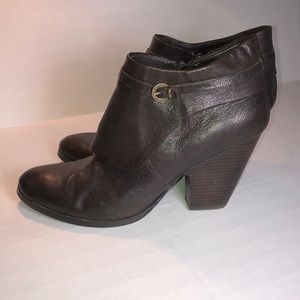 Nine West booties size 11